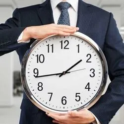 تغییر ساعت کاری کارکنان قوه قضاییه تا پایان بهمن ماه ۱۴۰۳