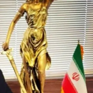 وکیل پایه یک دادگستری