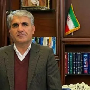 دکتر علی آذری