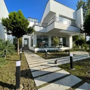 شرکت ساختمانی هیوا