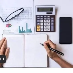 خدمات امور مالی و مالیاتی