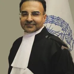 دکتر خسرو...